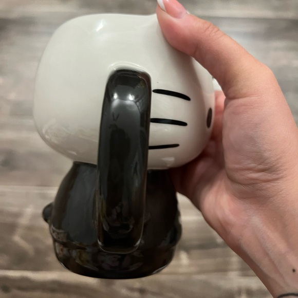 Hello Kitty Halloween Skeleton Costume Ceramic 3D Sculpted Mug 20 Oz - Picture 5 of 5